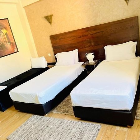 Amor Hotel フェズ エクステリア 写真